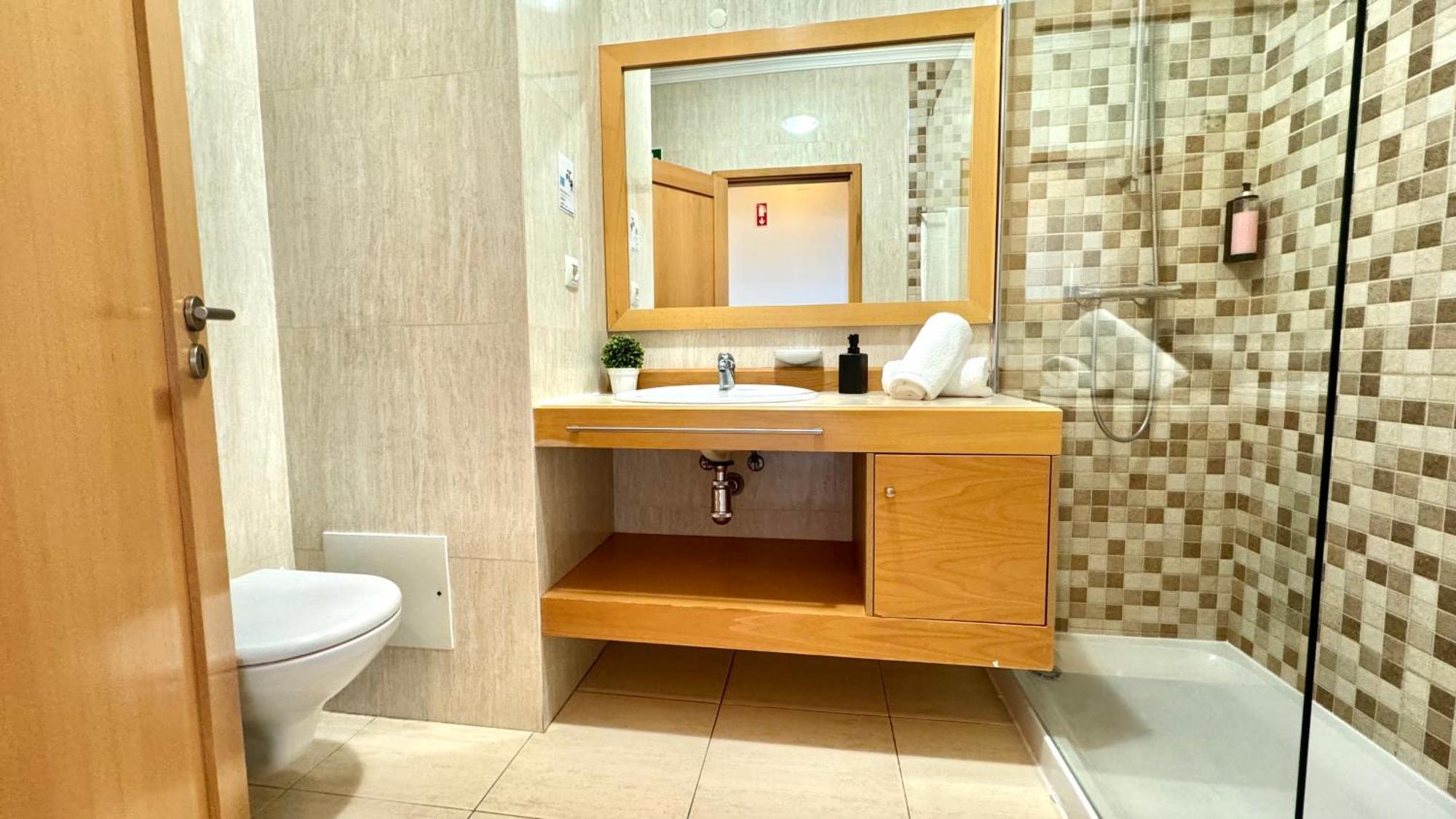 Praia Da Rocha, 502, Charming Apartment, Air Conditioning, Swimming Pool,Free Wifi, Faia By Ig Portimao Ngoại thất bức ảnh